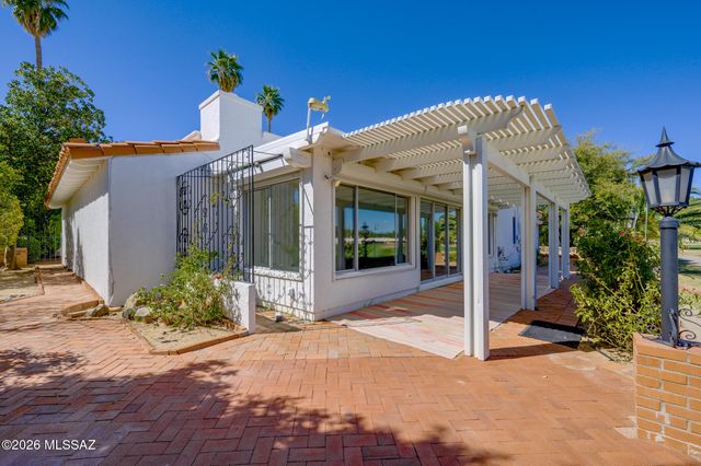 624 N Abrego Drive, Green Valley, AZ 85614