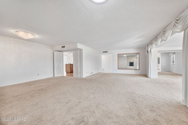 624 N Abrego Drive, Green Valley, AZ 85614