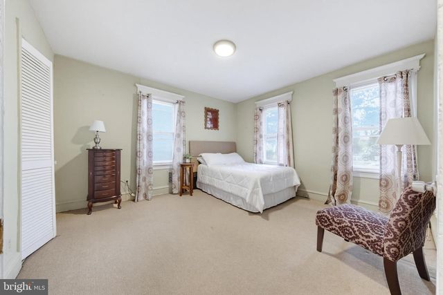 15 GROVE ST, Haddonfield, NJ 08033