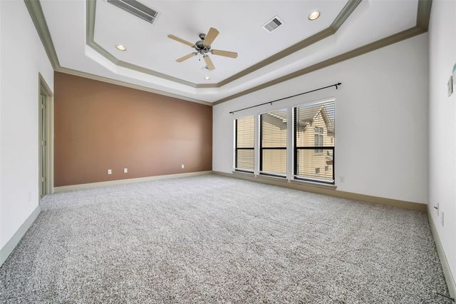 5221 Eigel Street, Houston, TX 77007