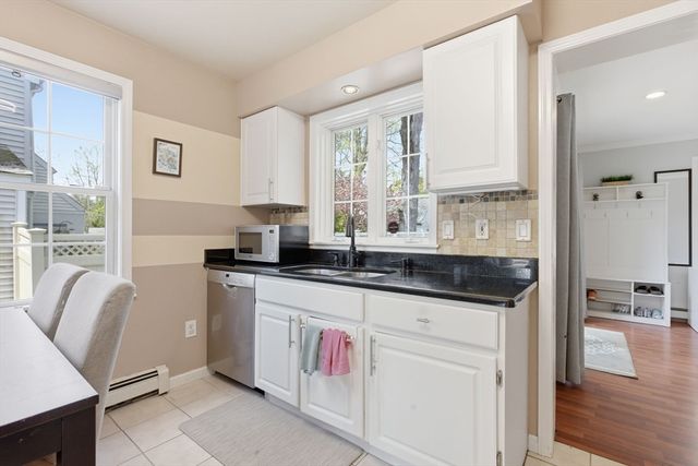 42 Nelson St, Framingham, MA 01702