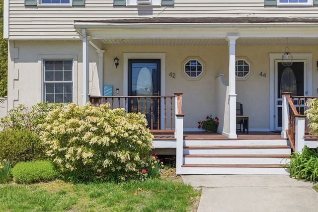 42 Nelson St, Framingham, MA 01702