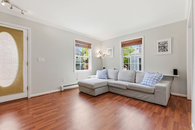 42 Nelson St, Framingham, MA 01702