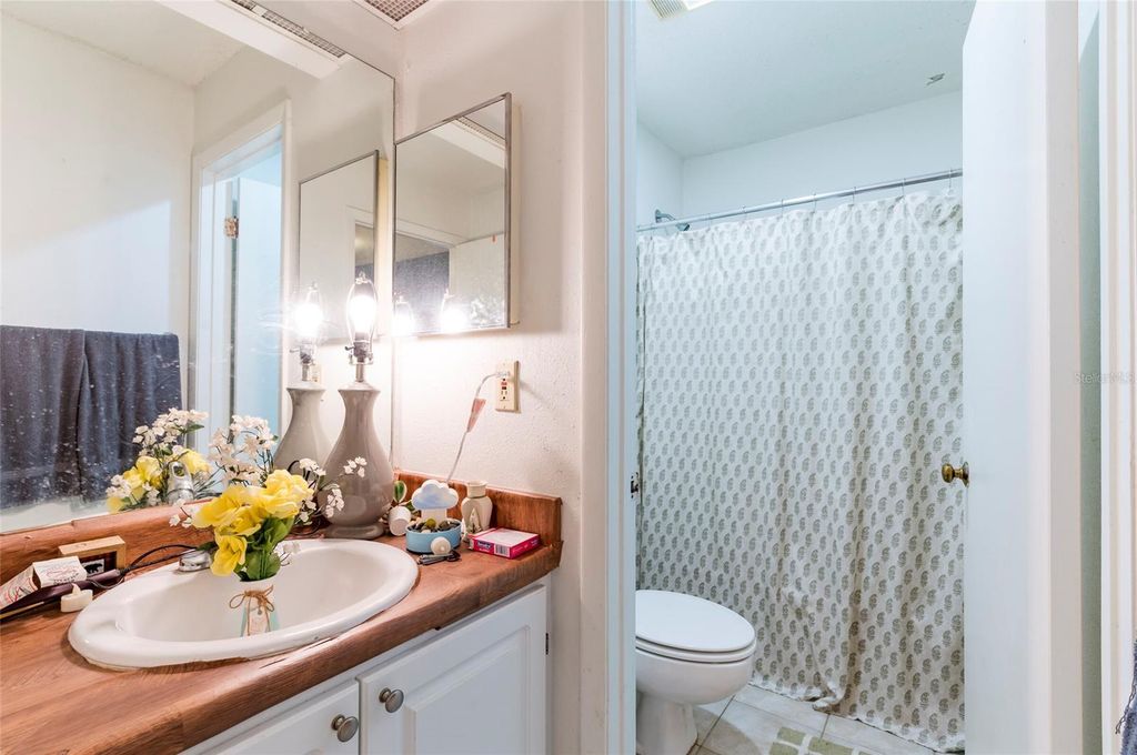 Image 14 of property listing at 13367 ARBOR POINTE CIRCLE 304, Tampa, FL 33617