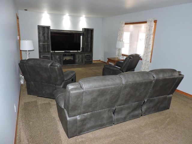 1227 S Main STREET, Fort Atkinson, WI 53538