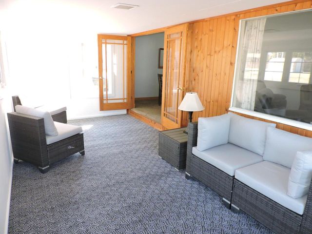 1227 S Main STREET, Fort Atkinson, WI 53538