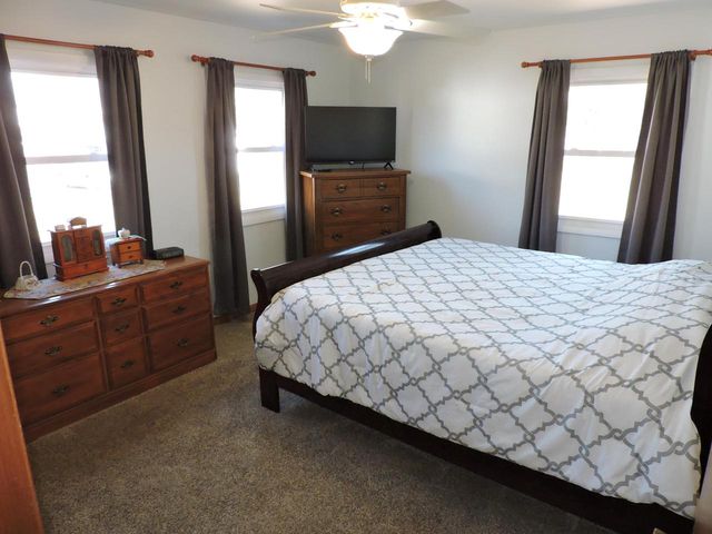 1227 S Main STREET, Fort Atkinson, WI 53538