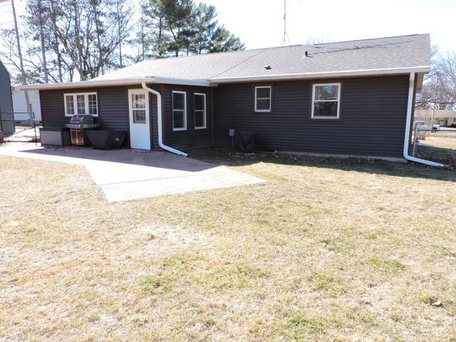 1227 S Main STREET, Fort Atkinson, WI 53538