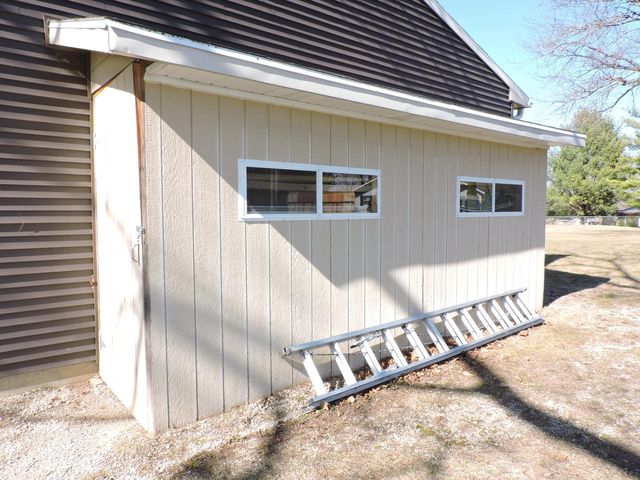 1227 S Main STREET, Fort Atkinson, WI 53538