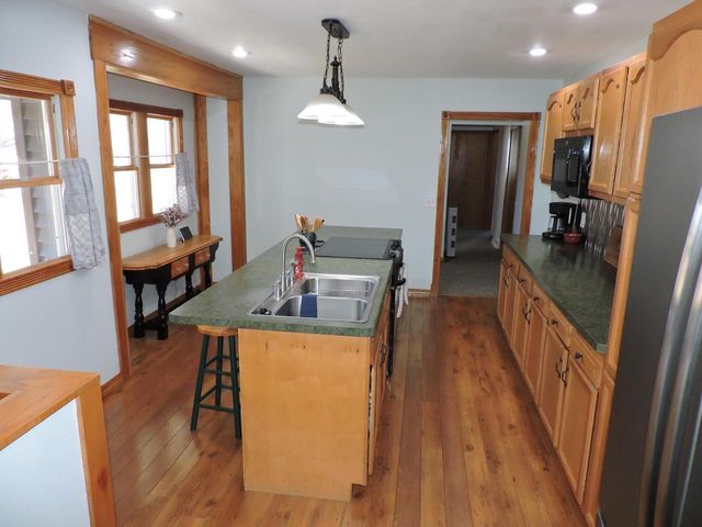 1227 S Main STREET, Fort Atkinson, WI 53538