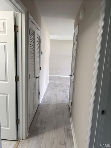 1266 Valiant Drive, Fenton, MO 63026