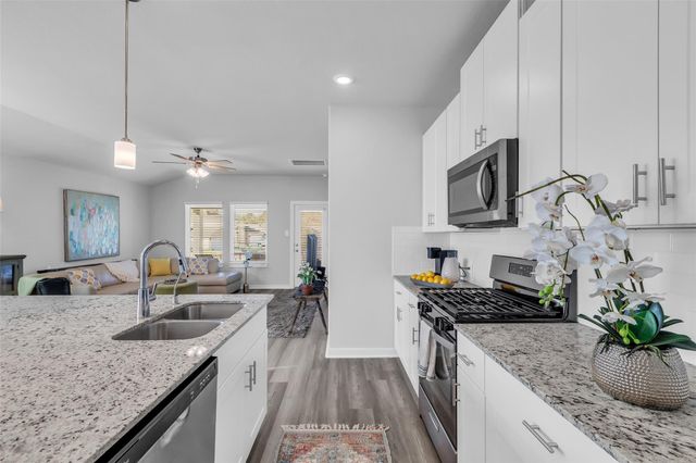 18607 Century Pine Lane, Conroe, TX 77316