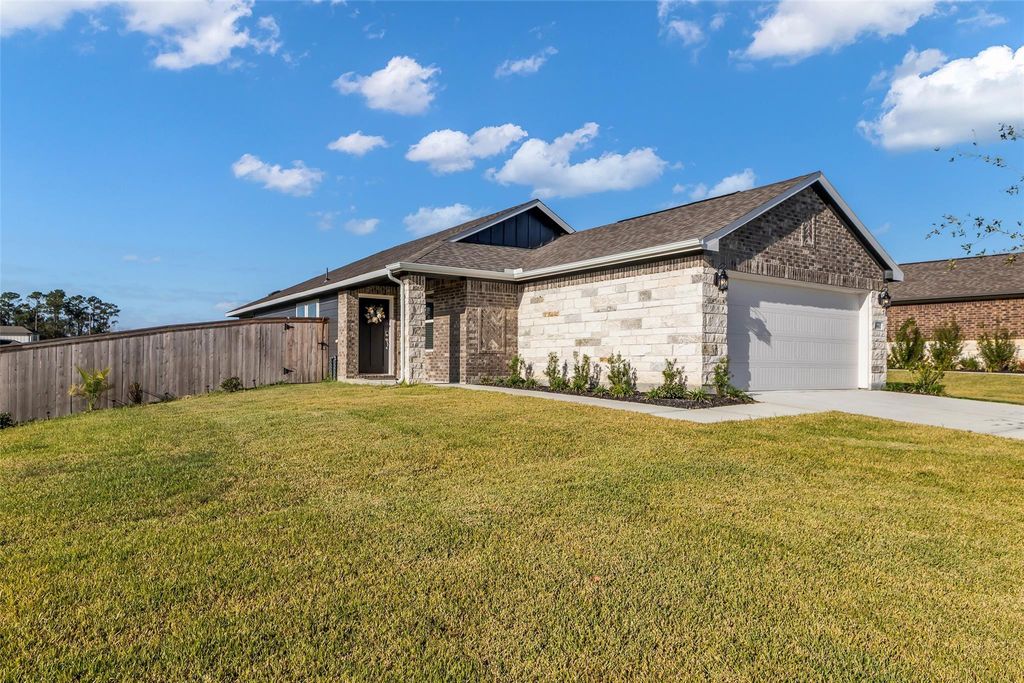 18607 Century Pine Lane, Conroe, TX 77316