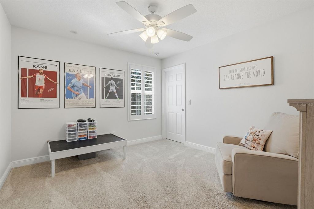 Image 19 of property listing at 10087 BAYWATER BREEZE DRIVE, Orlando, FL 32827