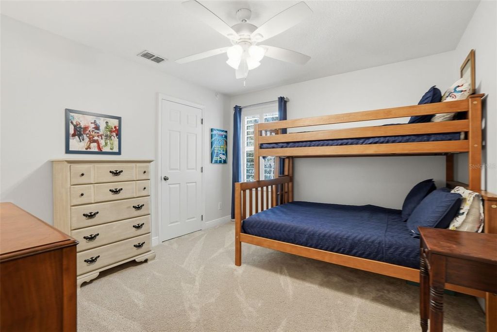 Image 21 of property listing at 10087 BAYWATER BREEZE DRIVE, Orlando, FL 32827