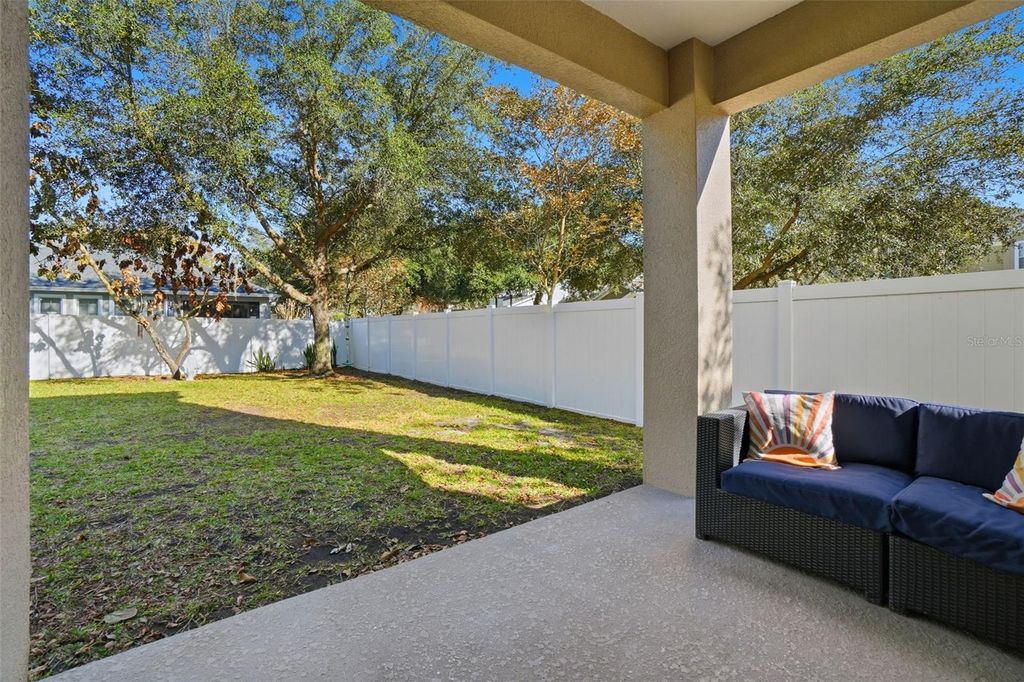 Image 25 of property listing at 10087 BAYWATER BREEZE DRIVE, Orlando, FL 32827