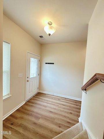 435 Panorama View Loop, Cary, NC 27519