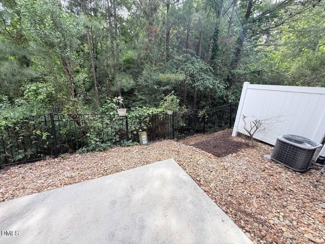 435 Panorama View Loop, Cary, NC 27519