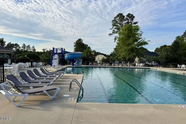 435 Panorama View Loop, Cary, NC 27519