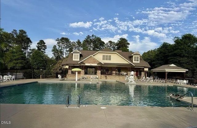 435 Panorama View Loop, Cary, NC 27519