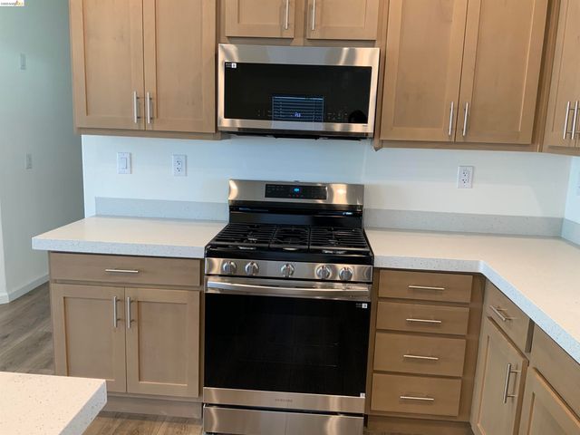 214 Maui Dr., Pittsburg, CA 94565