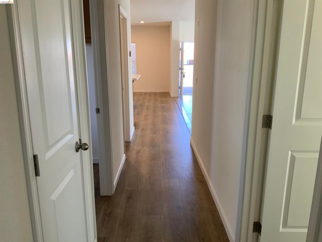 214 Maui Dr., Pittsburg, CA 94565