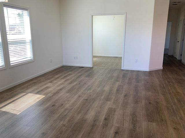 214 Maui Dr., Pittsburg, CA 94565