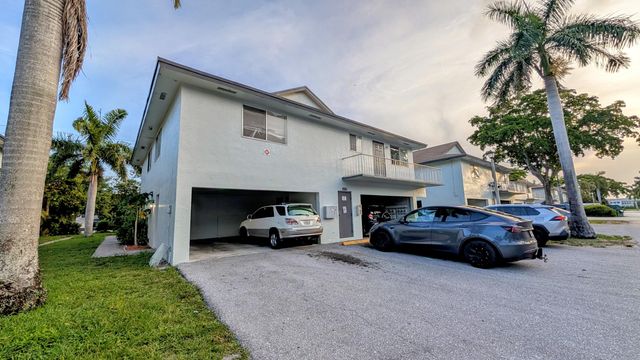 2115 Catherine Dr Drive 46-c, Delray Beach, FL 33445