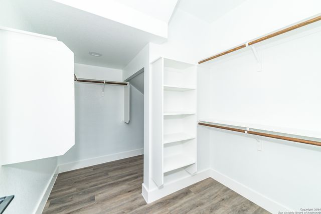 1618 W Lawndale Dr Unit 10, San Antonio, TX 78209