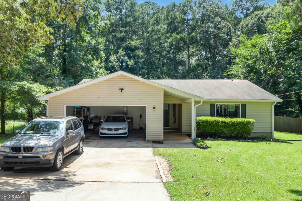 135 Chimney Ridge Trail, Stockbridge, GA 30281