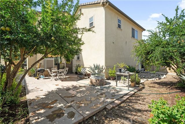 2618 W Via San Carlos, San Bernardino, CA 92410