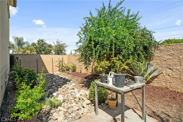 2618 W Via San Carlos, San Bernardino, CA 92410