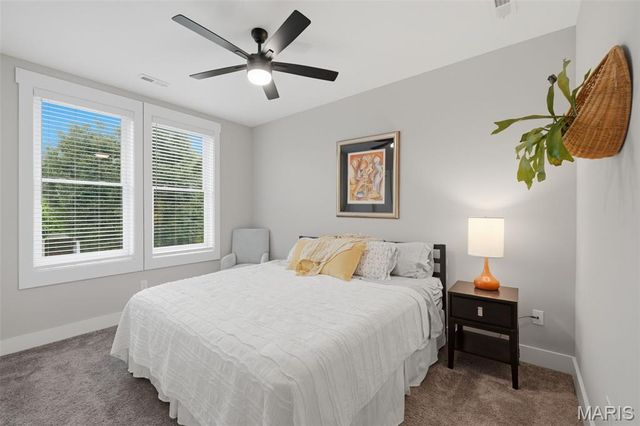 4225 Maryland Avenue, St Louis, MO 63108