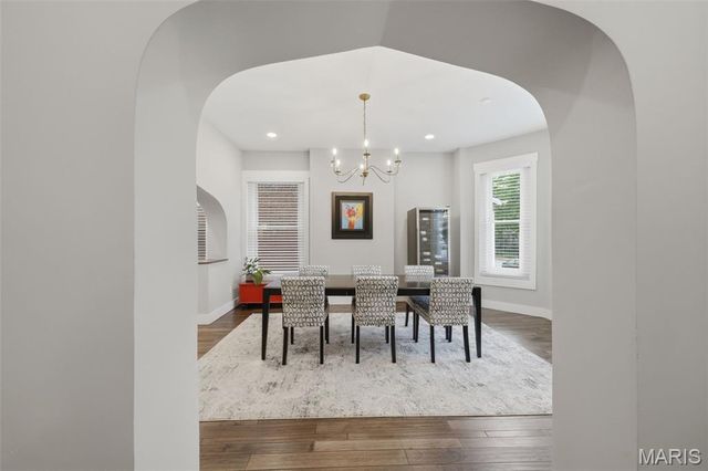4225 Maryland Avenue, St Louis, MO 63108