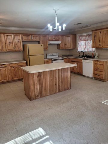 1607 N Evening Street, Judsonia, AR 72081