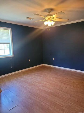 1607 N Evening Street, Judsonia, AR 72081