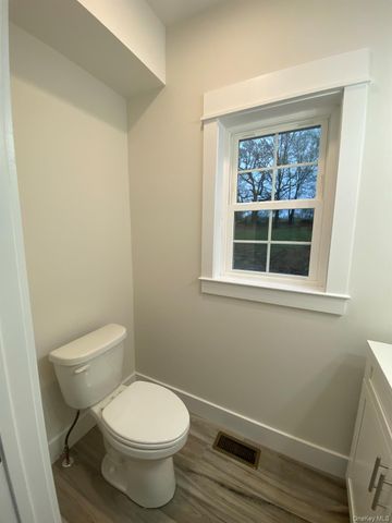 24 Sunset Lane, New Hampton, NY 10958