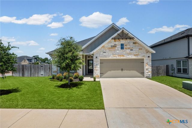 215 Cabiness Drive, Salado, TX 76571