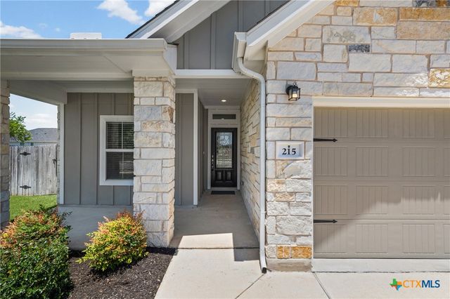 215 Cabiness Drive, Salado, TX 76571