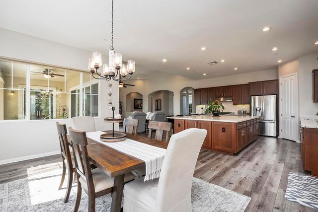 1812 Hayden Ranch Rd, Vista, CA 92084