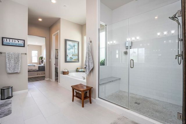 1812 Hayden Ranch Rd, Vista, CA 92084