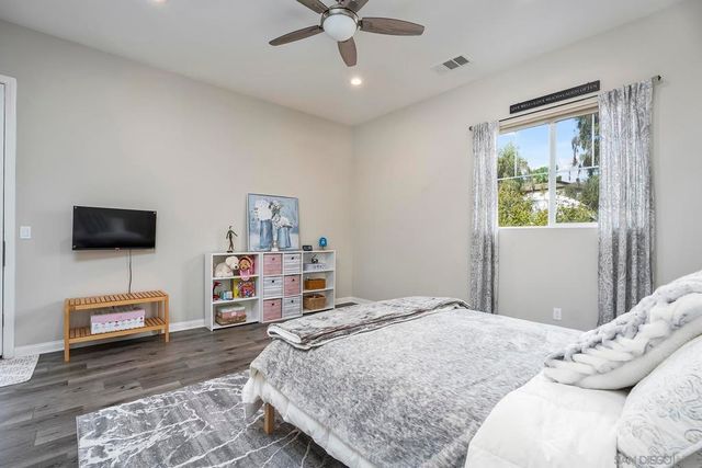 1812 Hayden Ranch Rd, Vista, CA 92084