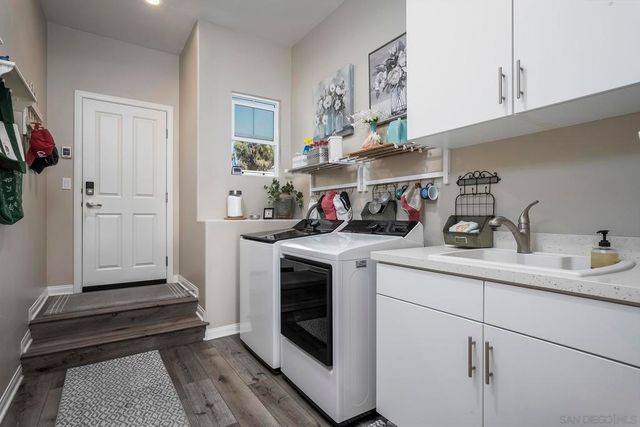 1812 Hayden Ranch Rd, Vista, CA 92084