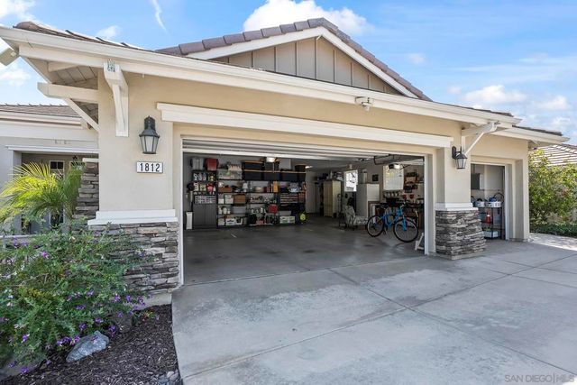 1812 Hayden Ranch Rd, Vista, CA 92084