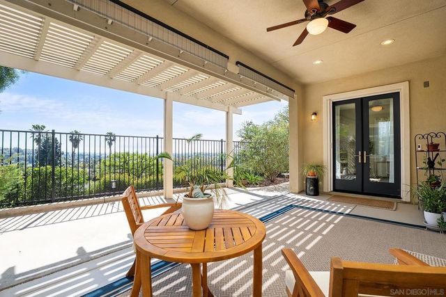 1812 Hayden Ranch Rd, Vista, CA 92084