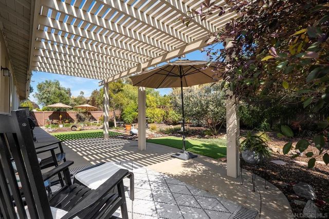 1812 Hayden Ranch Rd, Vista, CA 92084