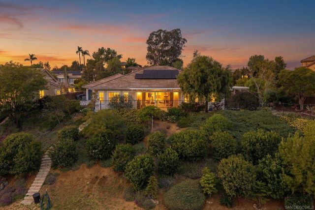 1812 Hayden Ranch Rd, Vista, CA 92084