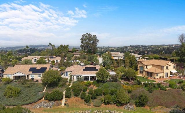1812 Hayden Ranch Rd, Vista, CA 92084