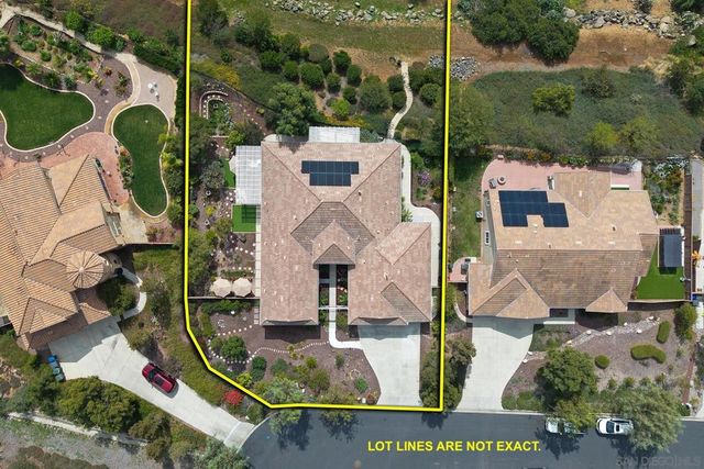 1812 Hayden Ranch Rd, Vista, CA 92084