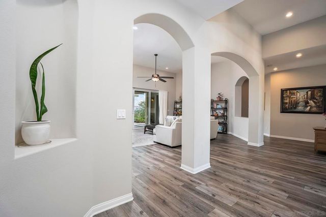 1812 Hayden Ranch Rd, Vista, CA 92084